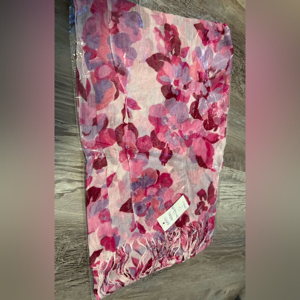 Women’s Pink Floral Scarf - Picture 2 of 2